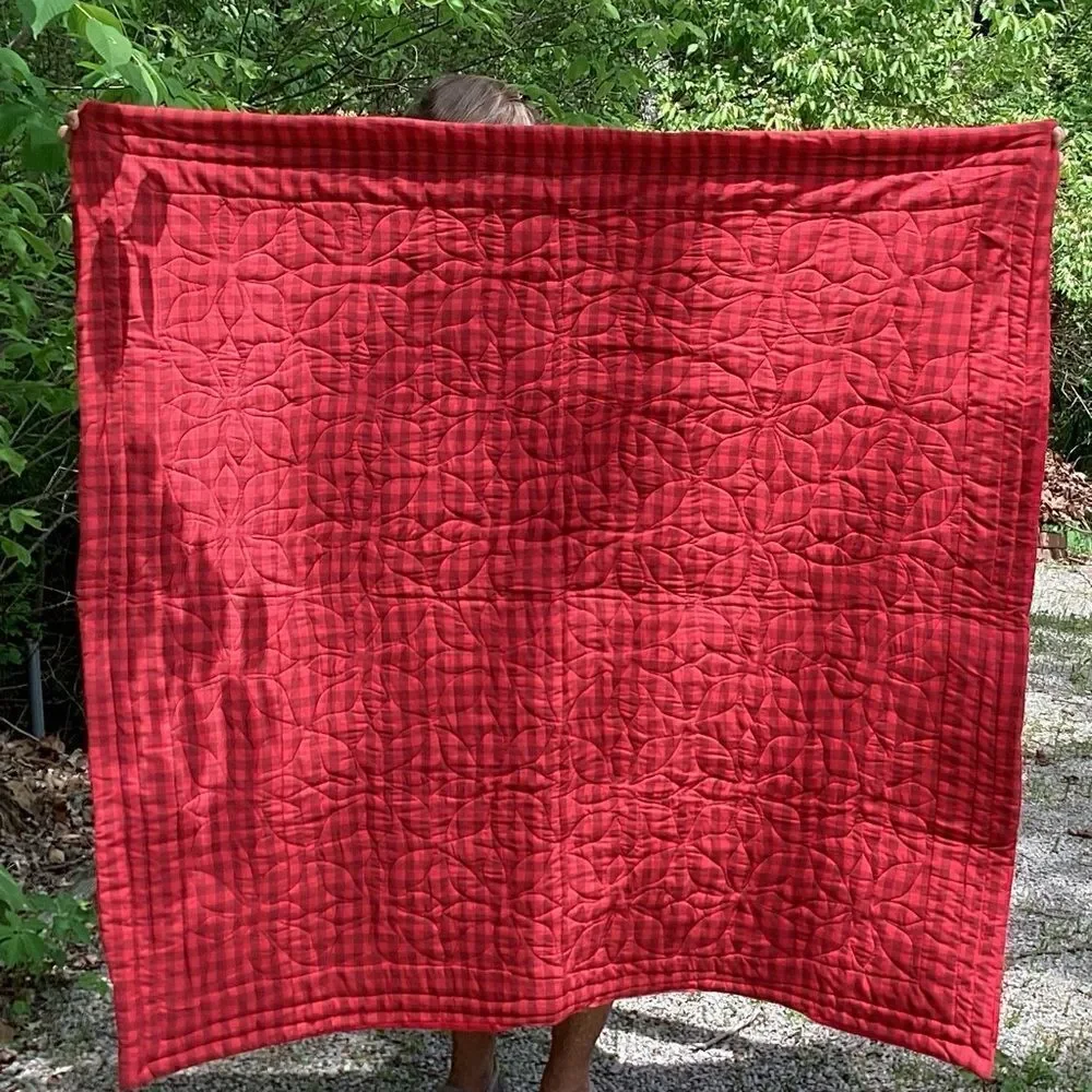 NWT. Hand Crafted Country Down Home Christmas Mix Quilt